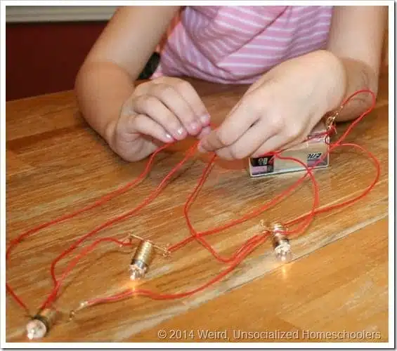How to make a simple circuit How to make a simple circuit